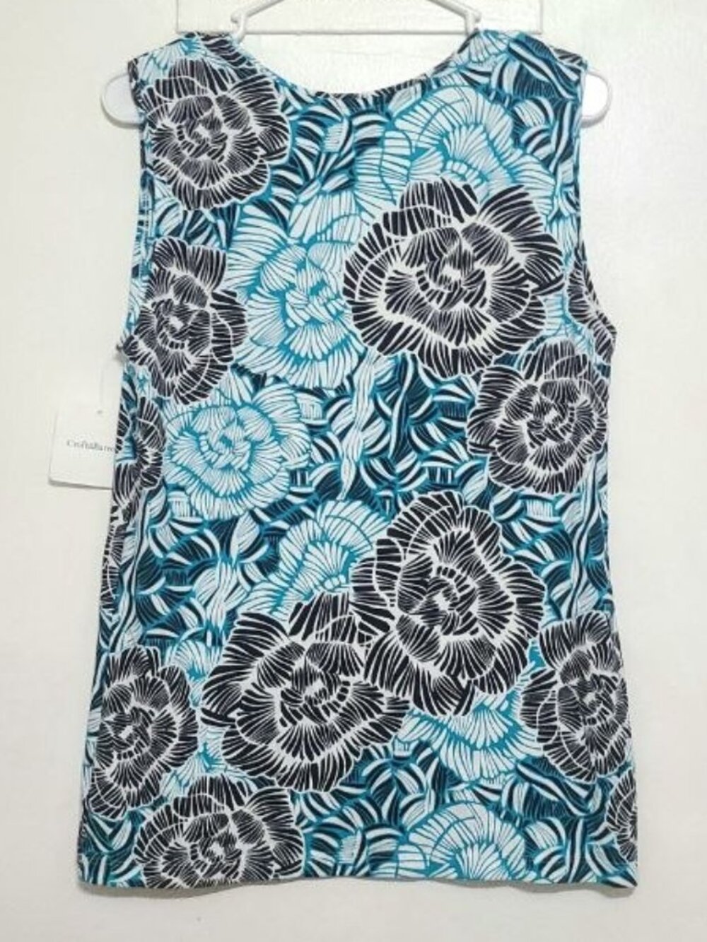 Floral Sleeveless Top - Picture 4 of 4